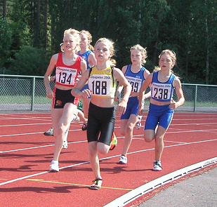 Erika Fredriksson och Linn Nilsson, 400 mtr.
